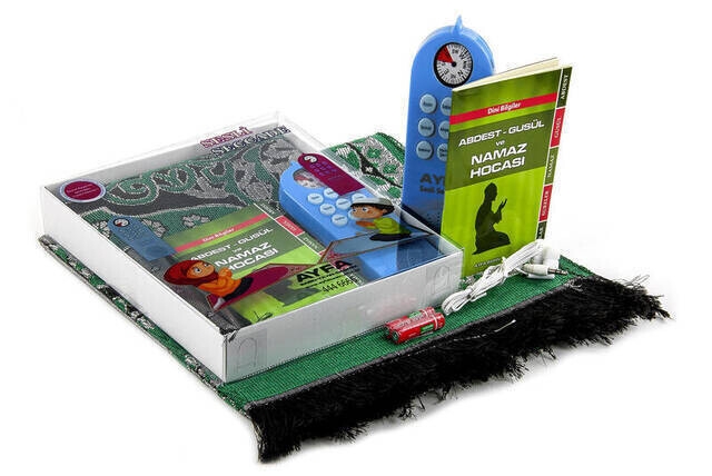 Namaz%20Kıldıran%20Seccade%20-%20Kulaklıklı%20-%20Pusulalı